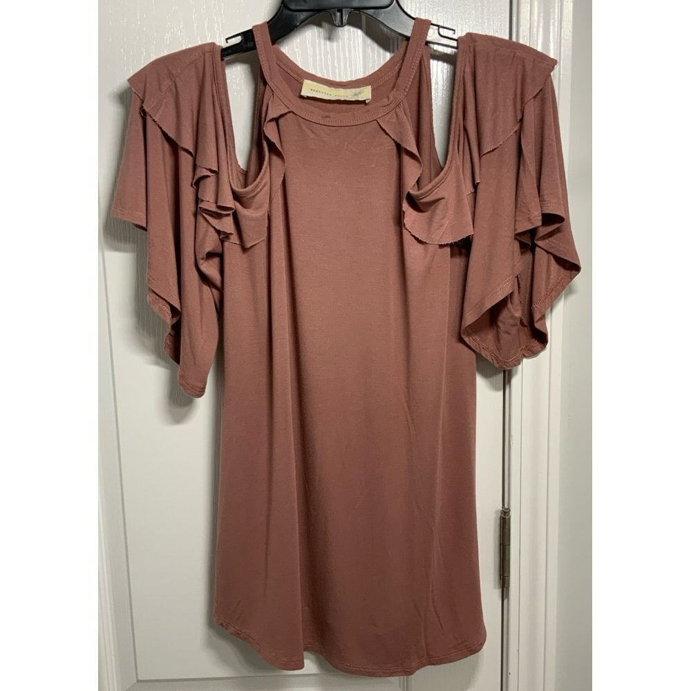 Magnolia South Bamboo Cold Shoulder T-shirt with‎ Ruffle size Small